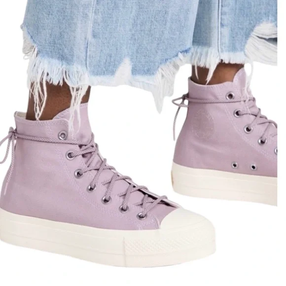Converse Allstar CTAS Hi Lift Lucid Lilac Canvas Platform Sneakers - Picture 1 of 7